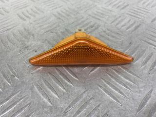 повторитель поворота на крыле Ford Focus 1 поколение [рестайлинг] (2001 - 2005), 1.8 л., бензин, МКПП, серебро, хетчбэк 5 дв., передний привод, XS4H3K354A