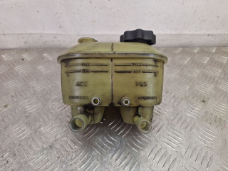 бачок гидроусилителя Land Rover Discovery 2 поколение (1998 - 2004), RQN100011