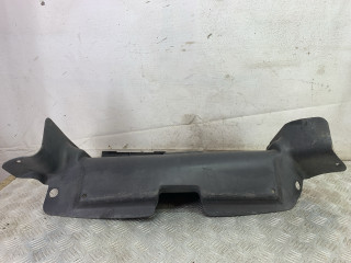 воздуховод (дефлектор) радиатора Chevrolet Alero 1 поколение 2000, 2.4 л., бензин, АКПП, красный, седан, передний привод, 22616634