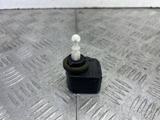 корректор фар Volkswagen Crafter 1 поколение [рестайлинг] (2011 - 2016), 2.0 л., дизель, МКПП, желтый, задний привод, 00883000HLO