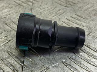 фланец (тройник) системы охлаждения Land Rover Range Rover Sport 2 поколение [рестайлинг] (2017 - 2020), 2.0 л., гибрид, АКПП, серый, внедорожник 5 дв., полный привод