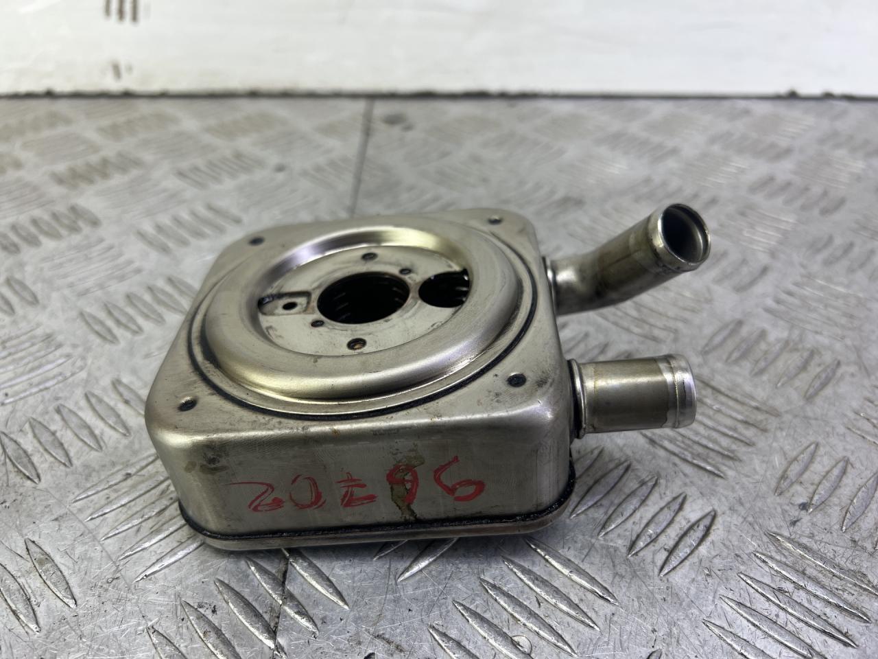 теплообменник масляного фильтра Hyundai Santa Fe 2 поколение (CM) 2007, 2.2 л., D4EB, дизель, АКПП, серый, внедорожник 5 дв., полный привод - фото №1