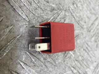 реле (прочие) Fiat Panda 2 поколение [рестайлинг] 2012, 1.2 л., 188 A4.000, бензин, МКПП, красный, хетчбэк 5 дв., передний привод, 70250D272, 11130885E