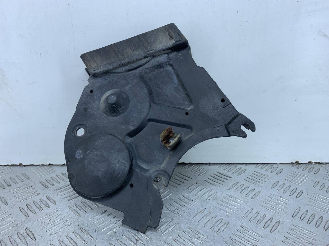 защита (кожух) ремня ГРМ Peugeot 106 1 поколение (1991 - 1996), 1.1 л., HDZ (TU1M), бензин, передний привод, 9600365380 - фото №1