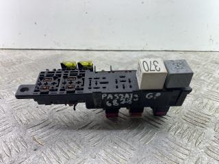 блок реле Volkswagen Passat B5 1999, 8L0941822A