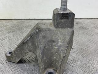 кронштейн КПП Ford Focus 1 поколение [рестайлинг] (2001 - 2005), 1.6 л., FYDD, бензин, МКПП, передний привод