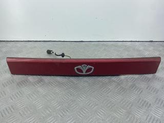 накладка подсветки номера Daewoo Kalos 1 поколение 2004, 1.4 л., F14D3, бензин, МКПП, красный, минивэн, передний привод, 96543070