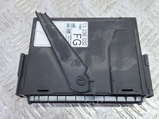 блок комфорта Opel Tigra 2 поколение 2006, 1.4 л., Z 14 XEP, бензин, МКПП, кабриолет, передний привод, 13236032, 330518684