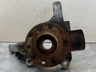 ступица передняя левая Saab 9-3 1 поколение 2001, 2.0 л., B205E, бензин, АКПП, черный, хетчбэк 5 дв., передний привод