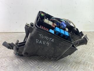 блок предохранителей Toyota RAV4 3 поколение (XA30) (2005 - 2008)