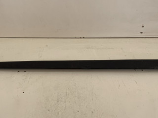 молдинг двери задней правой Renault Laguna 2 поколение (2001 - 2005), 8200036023