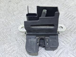 замок багажника Volkswagen Passat B6 2009, 1.4 л., CAXA, бензин, 6МКПП, голубой, универсал, передний привод, 3C9827645A