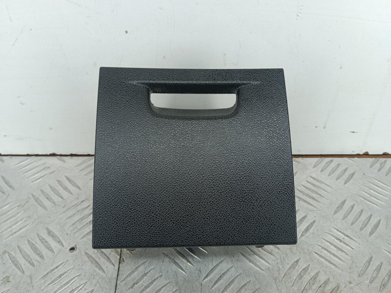 бардачок Renault Laguna 3 поколение 2011, 2.0 л., M9R 802, дизель, МКПП, универсал, 1001101IND - фото №1