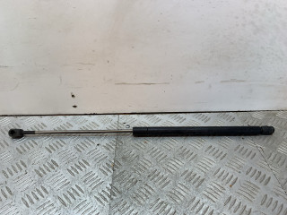 амортизатор крышки багажника (3-5 двери) Mitsubishi Carisma 1 поколение [рестайлинг] (1999 - 2004), MB927791