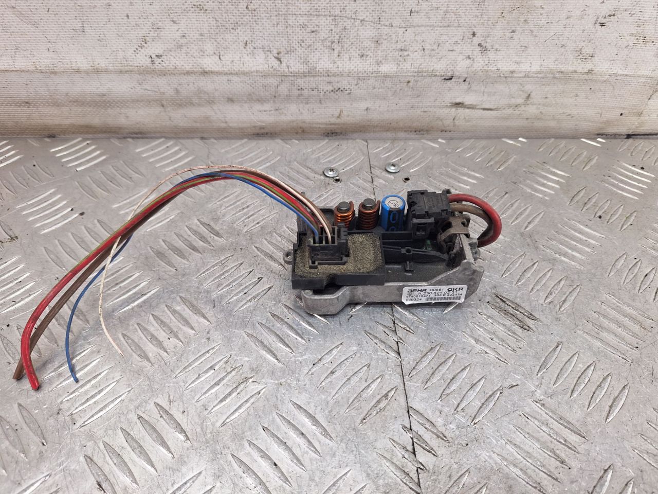 сопротивление печки Mercedes-Benz E-Класс W210/S210 (1995 - 1999), 9140010471, A2308210251 - фото №1