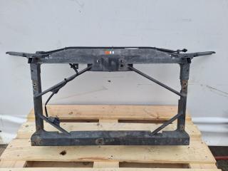 передняя панель крепления облицовки (телевизор) Mazda 6 GG 2003, 2.0 л., дизель, МКПП, темно-синий, универсал, GJ6A53111