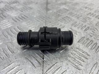 фланец (тройник) системы охлаждения BMW 5 серия E60/E61 [рестайлинг] E60 (2007 - 2010), 2.5 л., N53 B25 A, бензин, АКПП, белый, седан, задний привод, 1712489