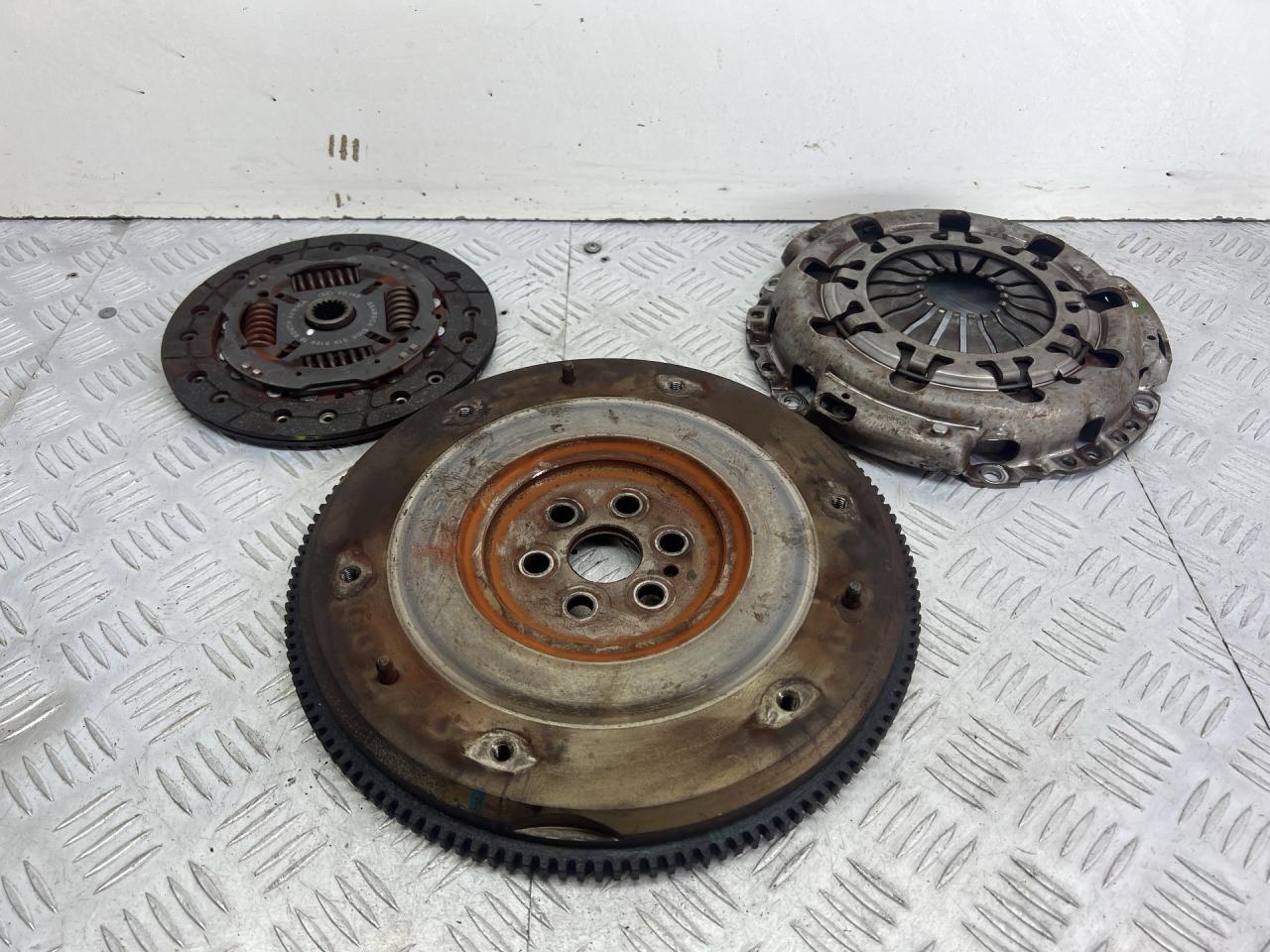 маховик Ford Ka 1 поколение (1996 - 2008) - фото №1