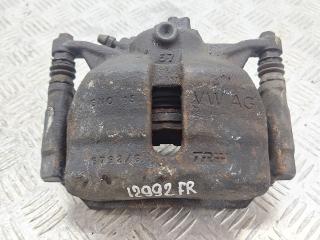 суппорт передний правый Skoda Octavia 3 поколение (A7) 2016, 1.4 л., CZDA, бензин, хетчбэк 5 дв., передний привод