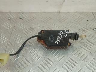 активатор (привод) замка двери Kia Clarus 1 поколение [рестайлинг] 1999, 2.0 л., FE (16V), бензин, МКПП, бордовый, универсал, передний привод