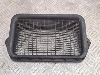 воздухозаборник Volkswagen Passat B6 2008, 1.8 л., BZB, бензин, 6МКПП, черный, универсал, передний привод, 1K0815479B