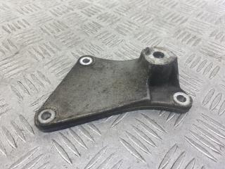 кронштейн двигателя Mercedes-Benz A-Класс W168/V168 [рестайлинг] 2004, 1.7 л., OM 668.942, дизель, АКПП, синий, минивэн, передний привод, A6682230104