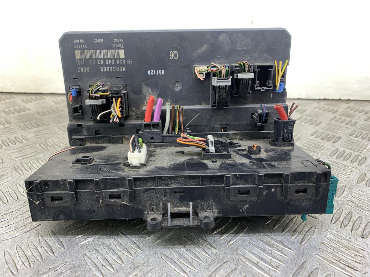 блок комфорта Mercedes-Benz Vito W639 (2003 - 2010), 6395450301 - фото №1