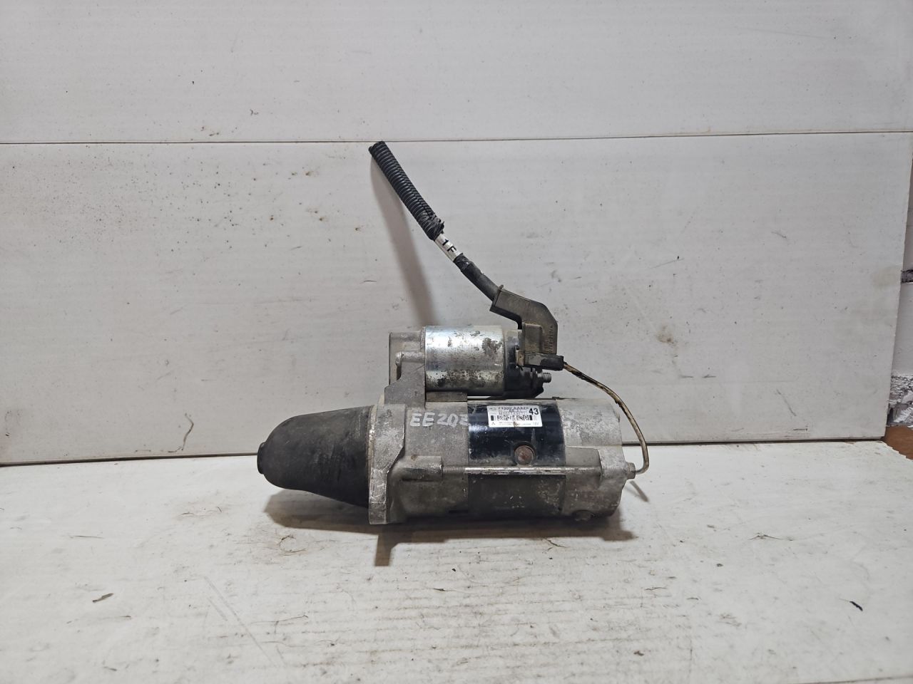 стартер Subaru Outback 3 поколение 2006, 2.0 л., EE20Z, дизель, МКПП, серый, универсал, полный привод, 23300AA620, M002T89071 - фото №1