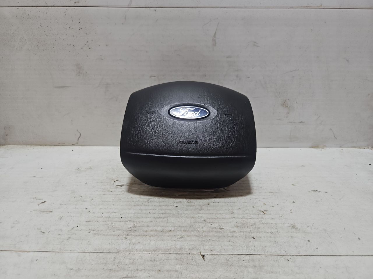 подушка безопасности водителя Ford Transit 6 поколение (2000 - 2006), YC1AV043B13APW - фото №1