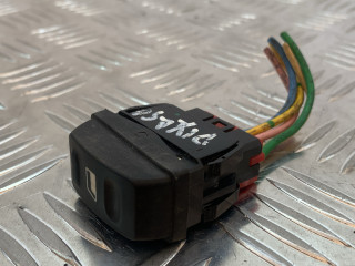 кнопка стеклоподъемника двери передней правой Citroen Xantia 1 поколение (1992 - 1998)