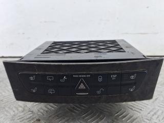 кнопка (выключатель) Mercedes-Benz E-Класс W211/S211 2004, 3.2 л., M 112.954, бензин, АКПП, серебро, универсал, задний привод, A2116800552