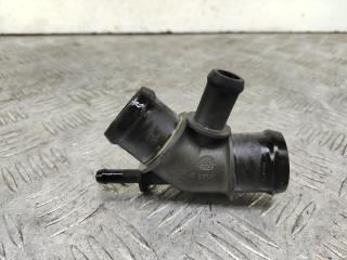 фланец (тройник) системы охлаждения Volkswagen Golf 4 поколение (1997 - 2006), 1J024087