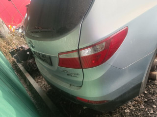 Hyundai Grand Santa Fe 1 поколение