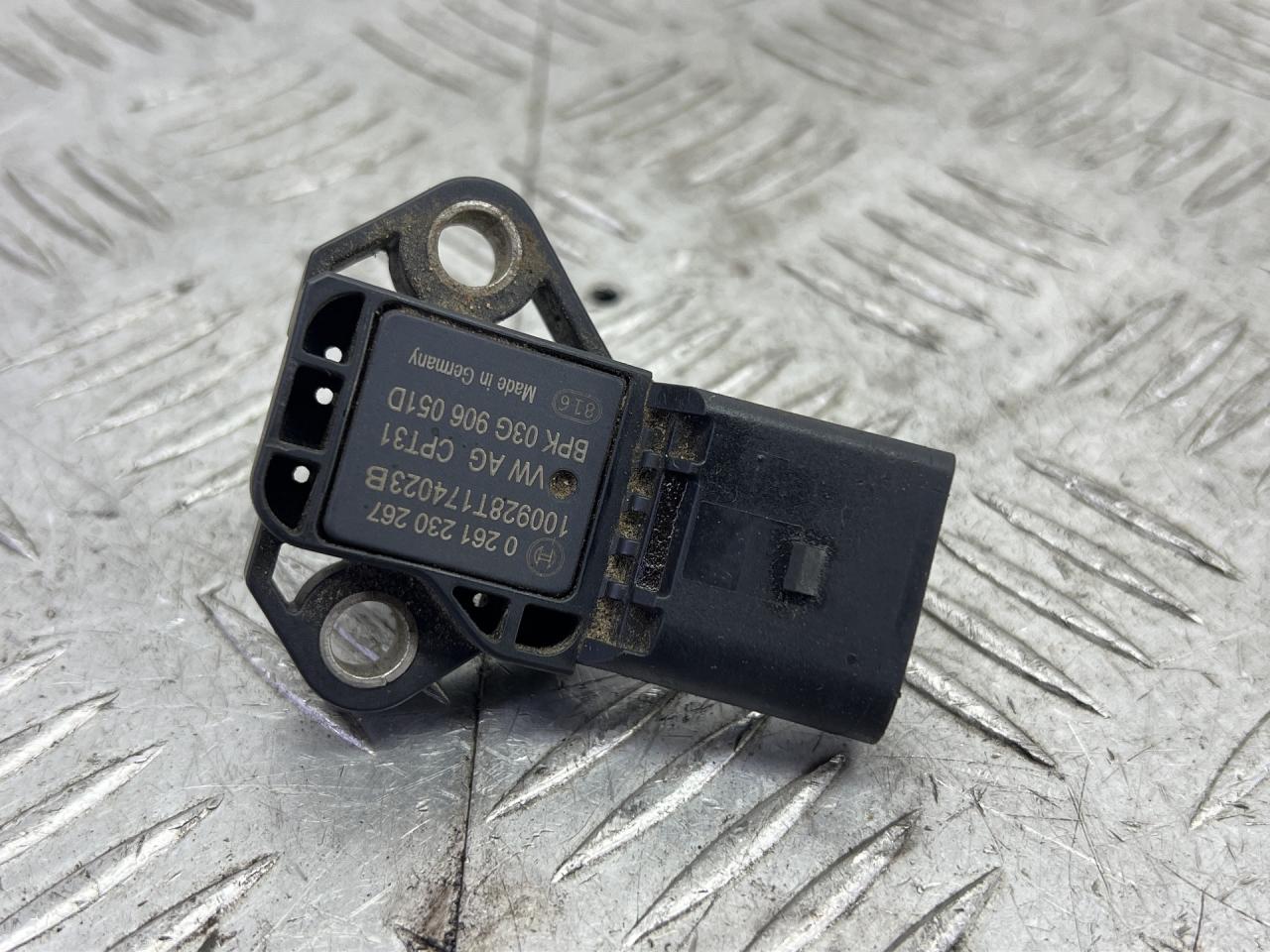 датчик абсолютного давления Skoda Yeti 1 поколение (2009 - 2014), бензин, МКПП, коричневый, 0261230267 - фото №1