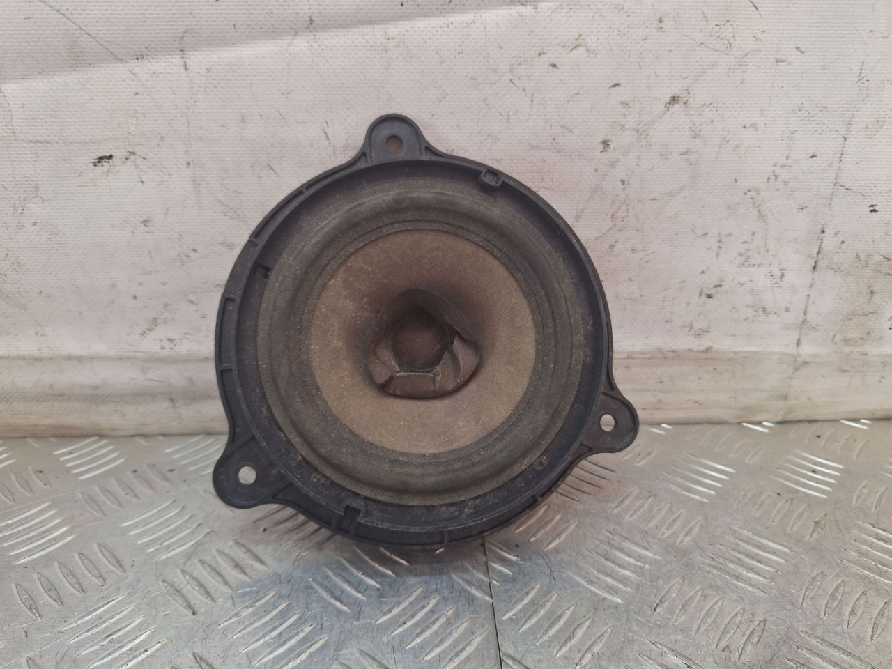 динамик двери Nissan Almera Tino V10 2003, 1.8 л., QG18DE, бензин, АКПП, голубой, минивэн, передний привод, 28156-AV700, 7606500079 - фото №1