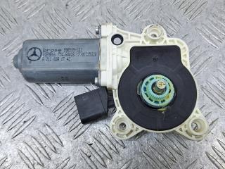 моторчик стеклоподъемника передний правый Mercedes-Benz C-Класс W203/S203/CL203 [рестайлинг] W203.054 2005, 3.0 л., M 272.940, бензин, АКПП, темно синий, седан, задний привод, A2118201742