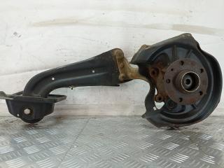 кулак задний правый Volkswagen Golf 6 поколение 2012, 2.0 л., CCZB, бензин, АКПП, белый, кабриолет, передний привод, 1K0505226H