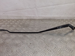 щеткодержатель (поводок стеклоочистителя, дворник) Skoda Octavia 1 поколение (A4) [рестайлинг] 2001, 2.0 л., AQY, бензин, 5МКПП, бордовый, универсал, передний привод, 1J1955410A