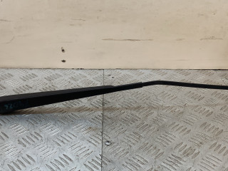 щеткодержатель (поводок стеклоочистителя, дворник) Ford Fiesta 5 поколение 2004, 1.3 л., BAJA, бензин, МКПП, хетчбэк 3 дв., 2S6117526BB