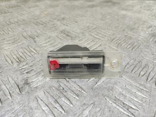 подсветка номера Volvo V70 2 поколение 2001, 2.4 л., B 5244 T3, бензин, АКПП, серебро, универсал, полный привод, 9187153