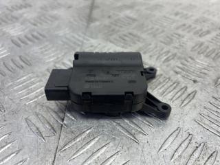 моторчик заслонки печки Volkswagen Polo 4 поколение (2001 - 2005), 0132801357