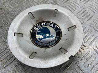 колпачок литого диска Skoda Octavia 2 поколение (A5) [рестайлинг] 1Z5 2008, 1.6 л., BSE, бензин, 5МКПП, серый, универсал, передний привод, 1Z0601149