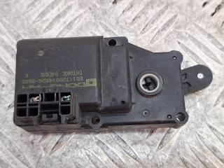 моторчик заслонки печки Daewoo Kalos 1 поколение 2004, 1.4 л., F14D3, бензин, МКПП, красный, минивэн, передний привод, 45260660