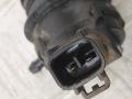 насос (моторчик) омывателя стекла Mazda 5 1 поколение [рестайлинг] CR (2007 - 2010), 2.0 л., бензин, МКПП, серый, минивэн, передний привод, 8603109120 - фото №5