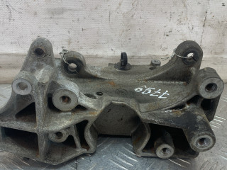 кронштейн генератора Citroen Berlingo 1 поколение (M49) (1996 - 2003), 1.6 л., бензин, 9638683280