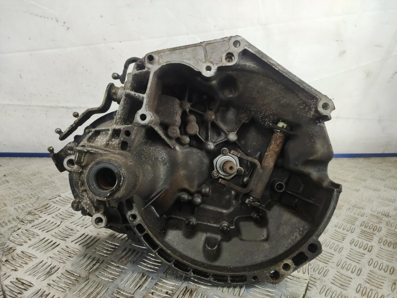 КПП механическая (МКПП) Citroen Saxo 1 поколение (1996 - 1999), 1.1 л., HDY (TU1M+), бензин, МКПП, передний привод, 20CC78 - фото №1