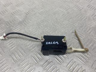 активатор замка багажника Daewoo Kalos 1 поколение 2004, 1.4 л., F14D3, бензин, МКПП, красный, минивэн, передний привод, 96491181