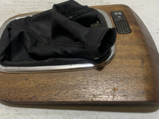 рамка обрамление кулисы Lancia Thesis 1 поколение 2005, 2.4 л., 841 D.000, бензин, МКПП, темно-синий, седан, передний привод, NVM27646