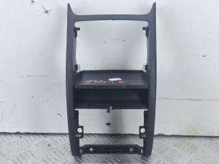 пластик Skoda Yeti 1 поколение 2013, 2.0 л., CFHF, дизель, 6МКПП, серый, универсал, полный привод, 1Z0857289A