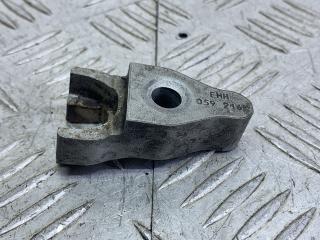 крепление форсунки Audi Q5 8R [рестайлинг] (2012 - 2017), 3.0 л., дизель, АКПП, внедорожник 5 дв., полный привод, 059216K